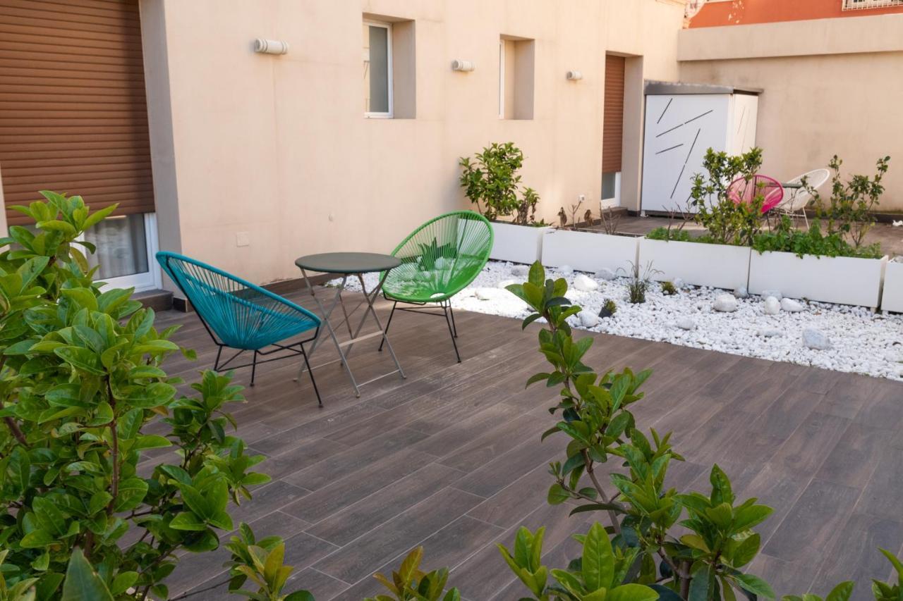 Regina Margherita Suite Наполи Екстериор снимка